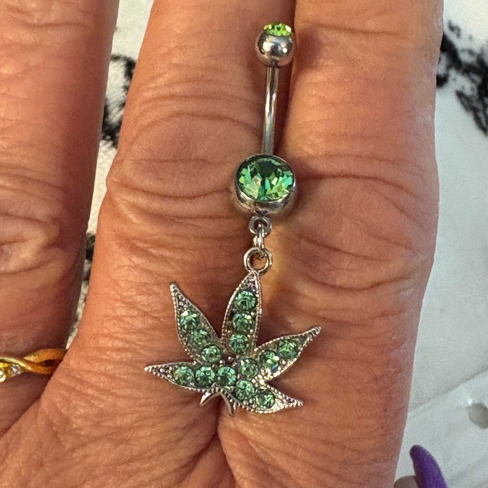 Belly Button Ring Elegant Silver Tone Copper Green stones leaf Belly Ring nwt